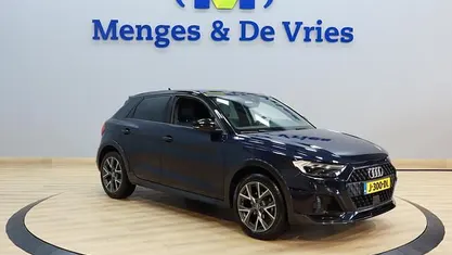 Blauw (metallic) Occasion 2020 Audi A1 Design Hatchback | € 15.995 (Eerlijke prijs)