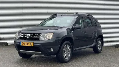 Grijs Occasion 2014 Dacia Duster Prestige SUV | € 9.950 (Eerlijke prijs)