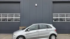 Grijs Gebruikt 2010 Mercedes B160 MPV | € 5.250 (Goede deal)