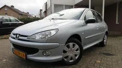 Gebruikt 2008 Peugeot 206 Forever Hatchback | € 1.950 (Eerlijke prijs)