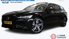 Zwart Gebruikt 2022 Volvo V60 R-Design Stationwagen | € 28.950 (Eerlijke prijs)