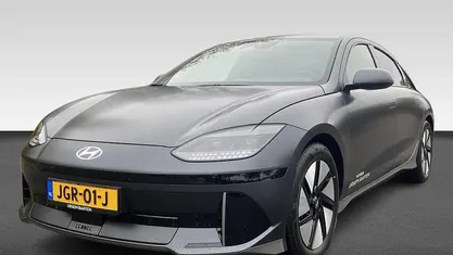 Grijs Occasion 2025 Hyundai Ioniq 6 Sedan | € 43.930 (Eerlijke prijs)