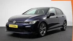 Blauw Gebruikt 2022 VW Golf VIII R-line Hatchback | € 28.740 (Eerlijke prijs)