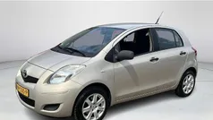 Geel Gebruikt 2009 Toyota Yaris Hatchback | € 4.950 (Eerlijke prijs)