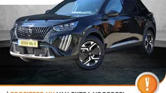 Zwart, metallic lak Nieuw 2025 Peugeot e-2008 Avantage SUV | € 34.925 (Eerlijke prijs)