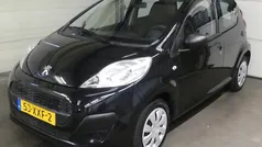 Zwart Gebruikt 2012 Peugeot 107 Access Hatchback | € 4.445 (Eerlijke prijs)