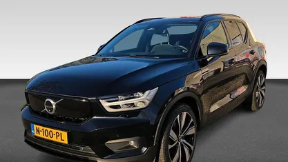 Zwart Occasion 2021 Volvo XC40 Pro SUV | € 25.995 (Eerlijke prijs)