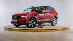 Rood, metallic lak Gebruikt 2022 Volvo XC40 Ultimate SUV | € 37.990 (Eerlijke prijs)