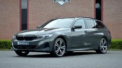 Gebruikt 2022 BMW 330e Comfort Edition Stationwagen | € 41.750 (Eerlijke prijs)