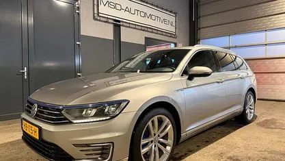 Occasion VW Passat Highline 156 PK (114 kW) 2015 Grijs Stationwagen