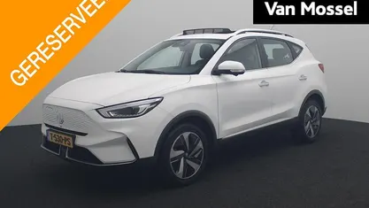 Wit Gebruikt 2023 MG ZS Luxury Sedan | € 26.995 (Eerlijke prijs)