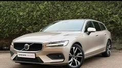 Gebruikt 2024 Volvo V60 Core Stationwagen | € 39.940 (Eerlijke prijs)