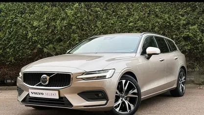 Grijs Occasion 2024 Volvo V60 Core Stationwagen | € 39.940 (Eerlijke prijs)