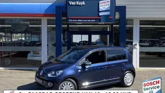 Blauw Gebruikt 2015 VW up! Highline Hatchback | € 9.950 (Eerlijke prijs)