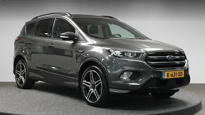 Occasion 2018 Ford Kuga Vignale SUV | € 19.950 (Eerlijke prijs)