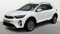 Wit Nieuw 2024 Kia Stonic SUV | € 25.435 (Eerlijke prijs)