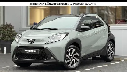 Groen Gebruikt 2025 Toyota Aygo X Pulse SUV | € 19.900 (Eerlijke prijs)