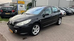 Hatchback Gebruikt 2005 Peugeot 307 Hatchback | € 2.750 (Eerlijke prijs)