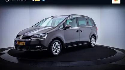 Gebruikt 2018 VW Sharan Comfortline MPV | € 29.225 (Eerlijke prijs)