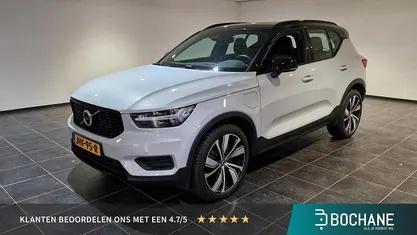 Grijs Occasion 2022 Volvo XC40 R-Design SUV | € 32.695 (Eerlijke prijs)