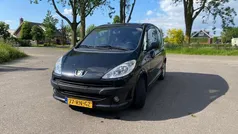 Zwart Gebruikt 2006 Peugeot 1007 Hatchback | € 1.950 (Eerlijke prijs)