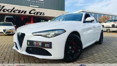 Wit Gebruikt 2021 Alfa Romeo Giulia Super Sedan | € 36.495 (Eerlijke prijs)