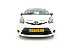 Polar white Gebruikt 2012 Toyota Aygo Comfort Hatchback | € 3.245 (Goede deal)