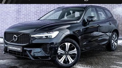 Zwart Occasion 2025 Volvo XC60 Plus SUV | € 59.194 (Eerlijke prijs)