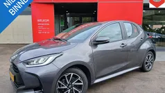 Gebruikt 2023 Toyota Yaris Hybrid Hatchback | € 22.950 (Eerlijke prijs)