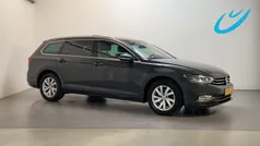 Grijs Gebruikt 2020 VW Passat Comfortline Stationwagen | € 20.750 (Goede deal)