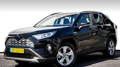 Zwart Gebruikt 2019 Toyota RAV4 Hybrid Executive SUV | € 27.940 (Eerlijke prijs)