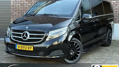 Zwart Gebruikt 2017 Mercedes V250 Avantgarde Edition MPV | € 33.995 (Super prijs)