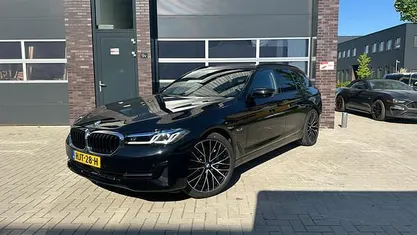 Occasion 2023 BMW 530e Stationwagen | € 41.500 (Super prijs)