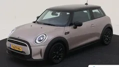 Gebruikt 2023 Mini Cooper Hatchback | € 26.395 (Eerlijke prijs)
