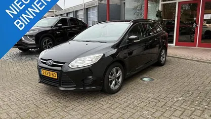 Occasion 2014 Ford Focus Stationwagen | € 2.950 (Super prijs)