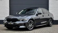 Grijs Gebruikt 2019 BMW 330 Executive Sedan | € 26.350 (Eerlijke prijs)