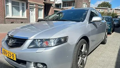 Grijs Occasion 2003 Honda Accord Executive | € 5.450 (Eerlijke prijs)