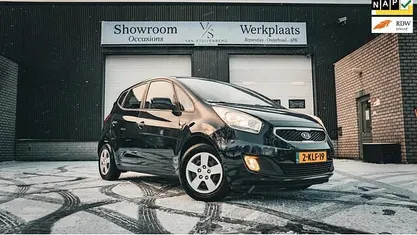 Zwart Occasion 2013 Kia Venga Plus Hatchback | € 7.950 (Eerlijke prijs)