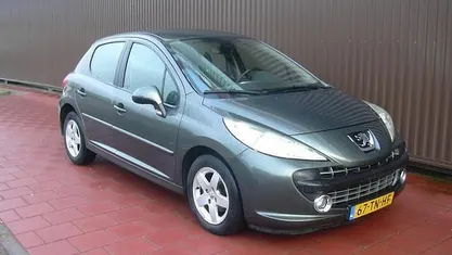 Occasion 2006 Peugeot 207 Hatchback | € 1.250 (Goede deal)