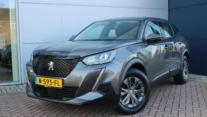 Grijs Occasion 2021 Peugeot 2008 Active SUV | € 18.900 (Goede deal)