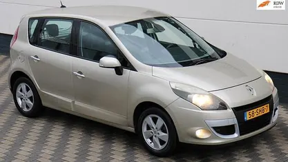 Occasion Renault Scénic III Dynamique 140 PK (102 kW) 2011 MPV