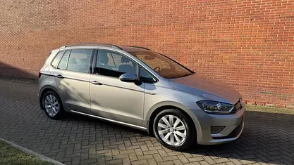 Occasion 2015 VW Golf Sportsvan Comfortline MPV | € 7.750 (Eerlijke prijs)