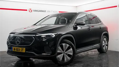 Zwart Gebruikt 2021 Mercedes EQA250 Business SUV | € 24.944 (Eerlijke prijs)