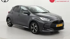 Grijs Gebruikt 2024 Toyota Yaris Hybrid Edition Hatchback | € 24.999 (Eerlijke prijs)