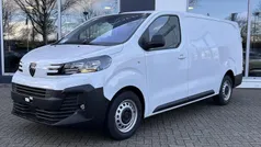 Gebruikt 2024 Peugeot Expert Comfort Van | € 33.599 (Eerlijke prijs)
