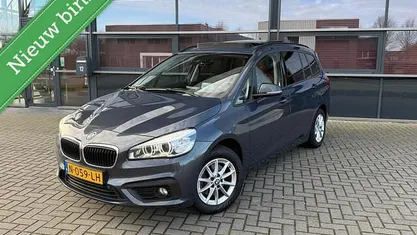 Grijs Gebruikt 2016 BMW 216 Executive Stationwagen | € 12.499 (Eerlijke prijs)