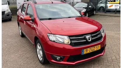 Occasion Dacia Logan MCV Prestige 90 PK (66 kW) 2015 Rood, metallic lak MPV