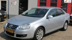 Grijs Gebruikt 2006 VW Jetta Comfortline Sedan | € 1.699 (Eerlijke prijs)