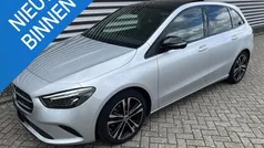 Grijs Gebruikt 2019 Mercedes B200 MPV | € 24.900 (Eerlijke prijs)