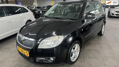 Occasion Skoda Fabia Ambiente 86 PK (63 kW) 2009 Zwart (metallic) Hatchback